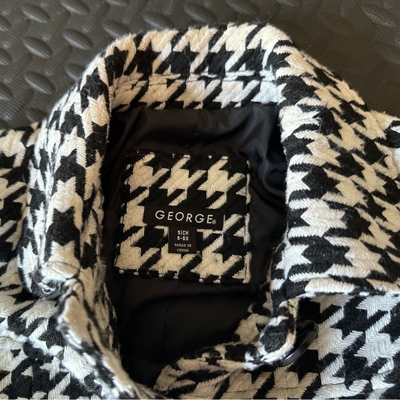 George Black & White Houndstooth Winter Coat - Picture 8 of 10